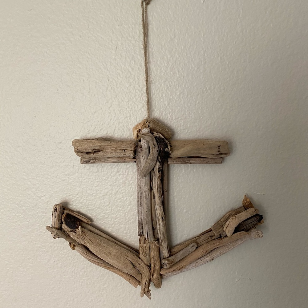 Driftwood anchor